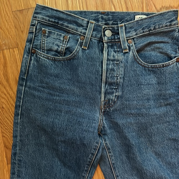 Levi 501 Skinny - Picture 2 of 3